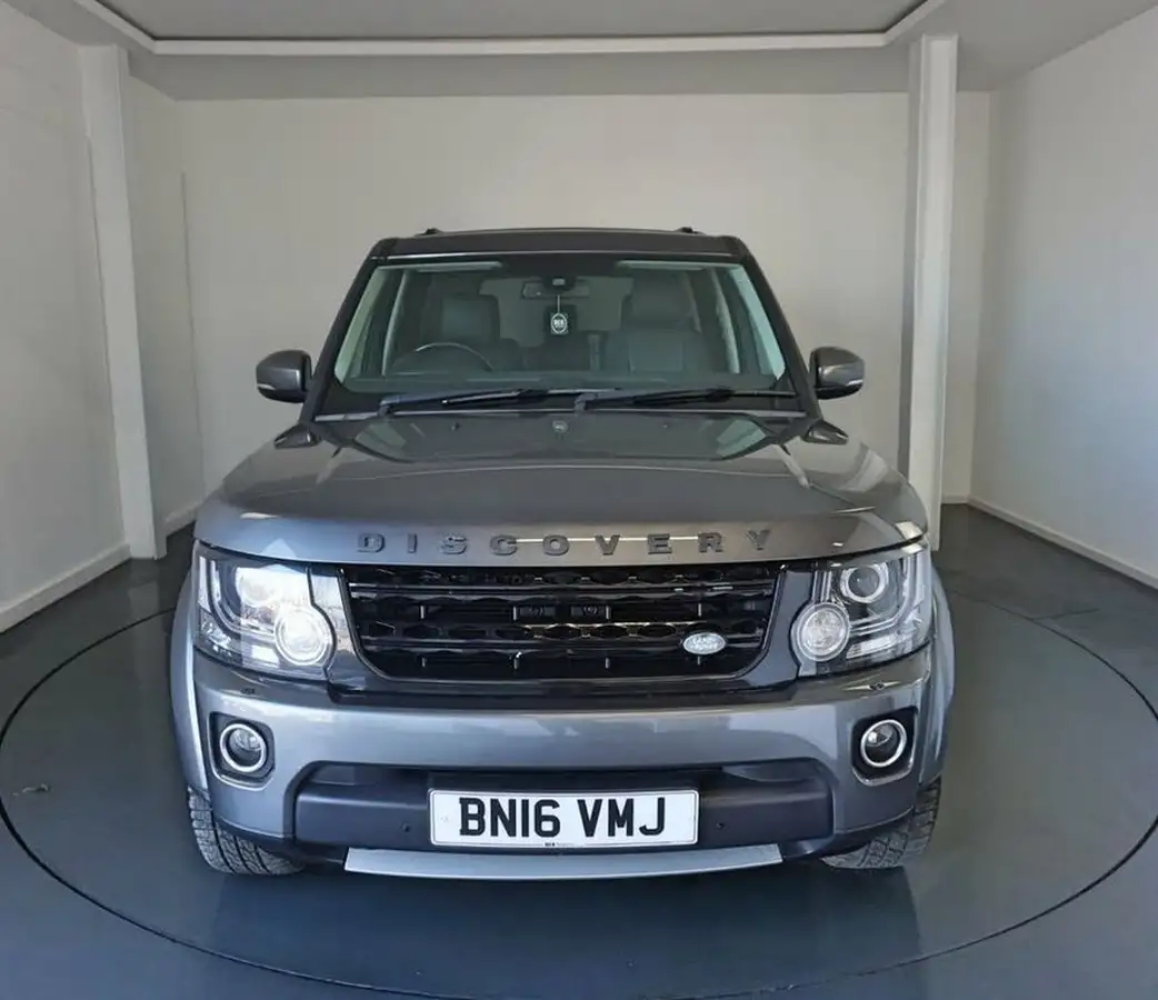 2016-land-rover-discovery-4-30-sd-v6-hse-big-13