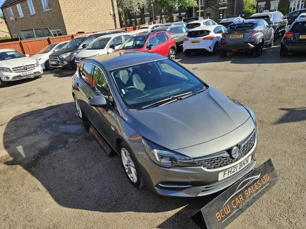 2021-vauxhall-astra-12-turbo-sri-145ps-big-6