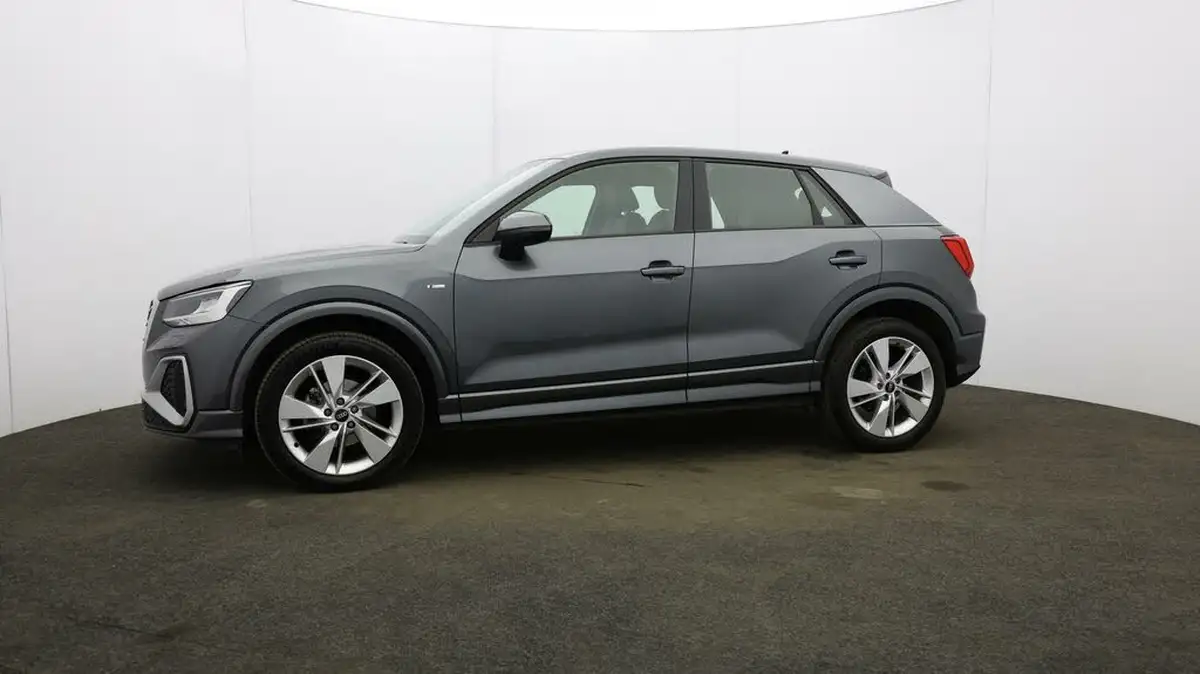 2021-audi-q2-15-35-tfsi-s-line-tronic-big-25