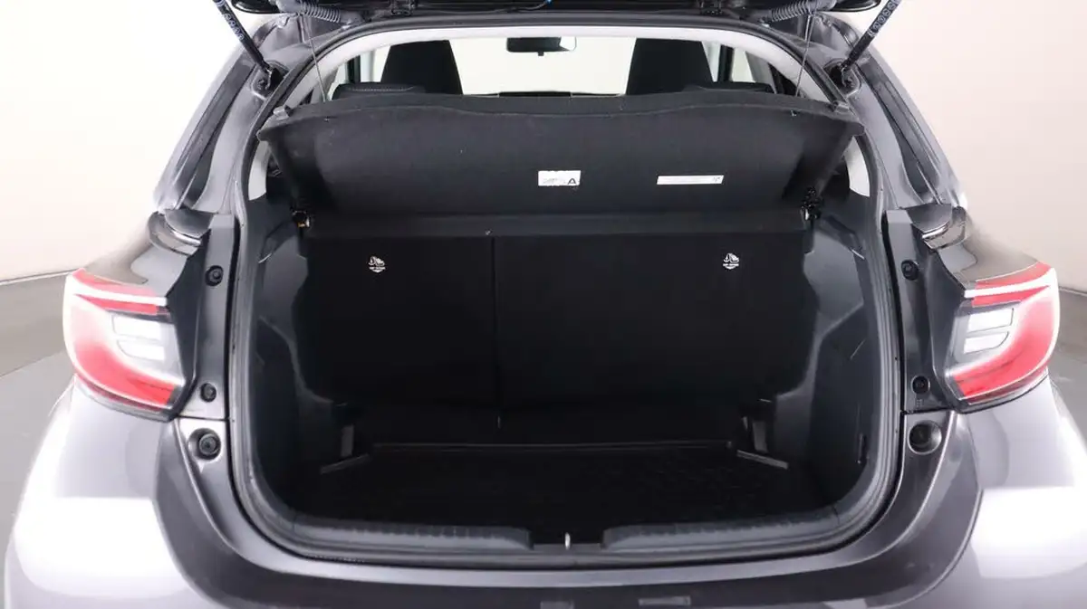 2023-toyota-yaris-15-vvt-i-design-big-15