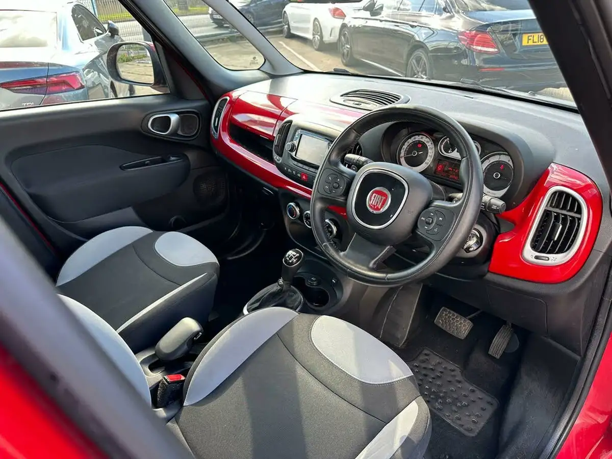 2017-fiat-500l-13-multijet-pop-star-dualogic-big-15