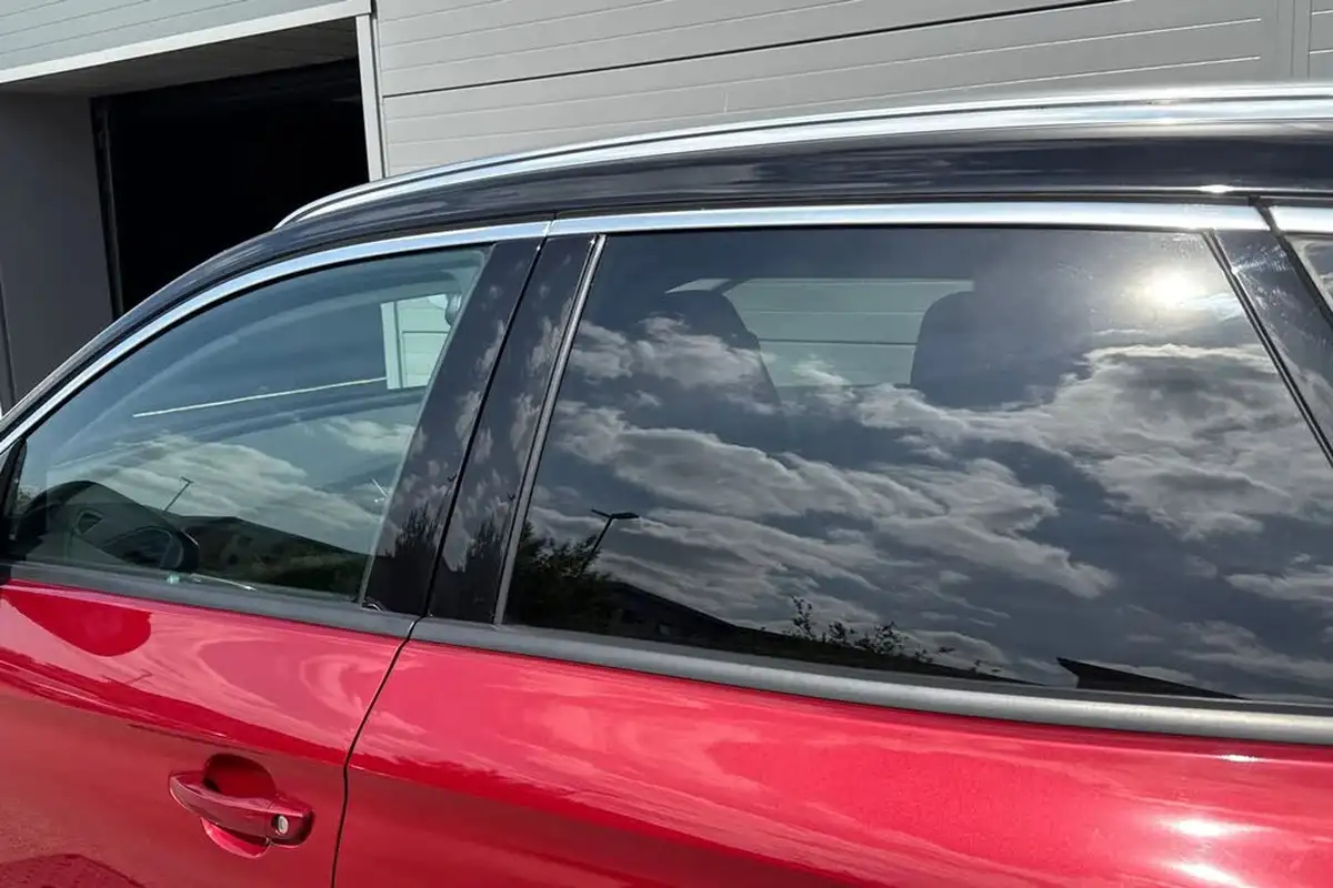 2021-vauxhall-grandland-x-12-griffin-big-30