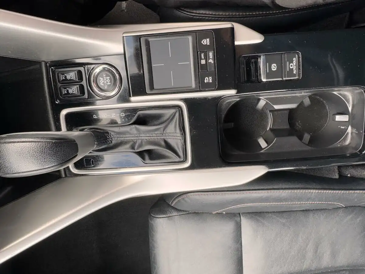 2019-mitsubishi-eclipse-cross-15-4-auto-big-25