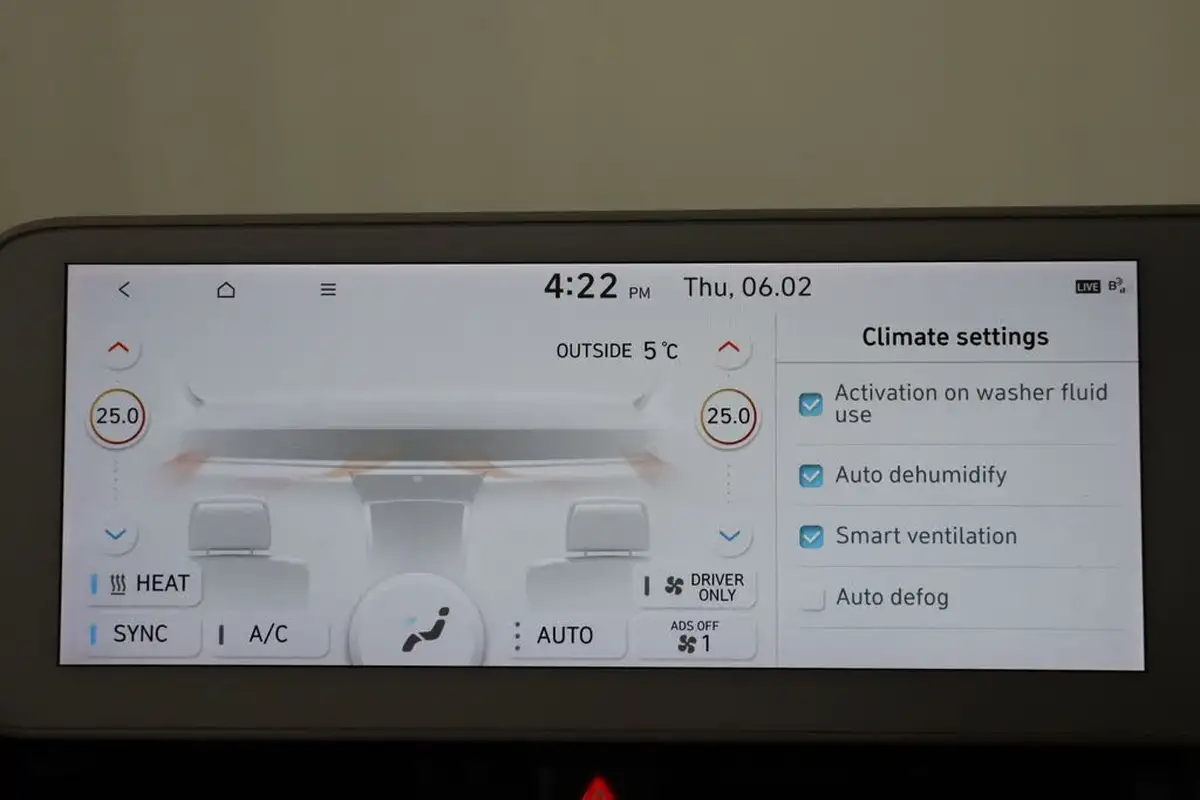 2022-hyundai-ioniq-5-e-se-connect-big-35