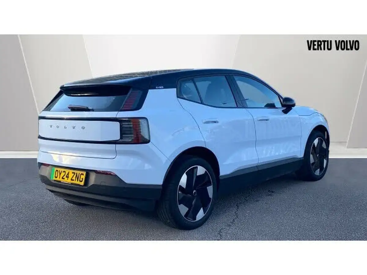 2024-volvo-ex30-e-single-motor-plus-extended-range-big-6