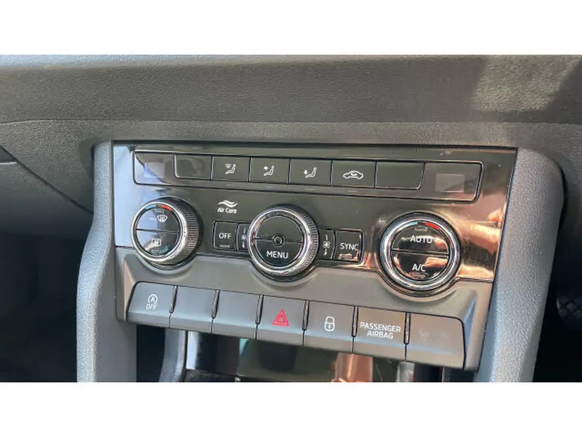 2018-skoda-karoq-15-tsi-se-act-big-12