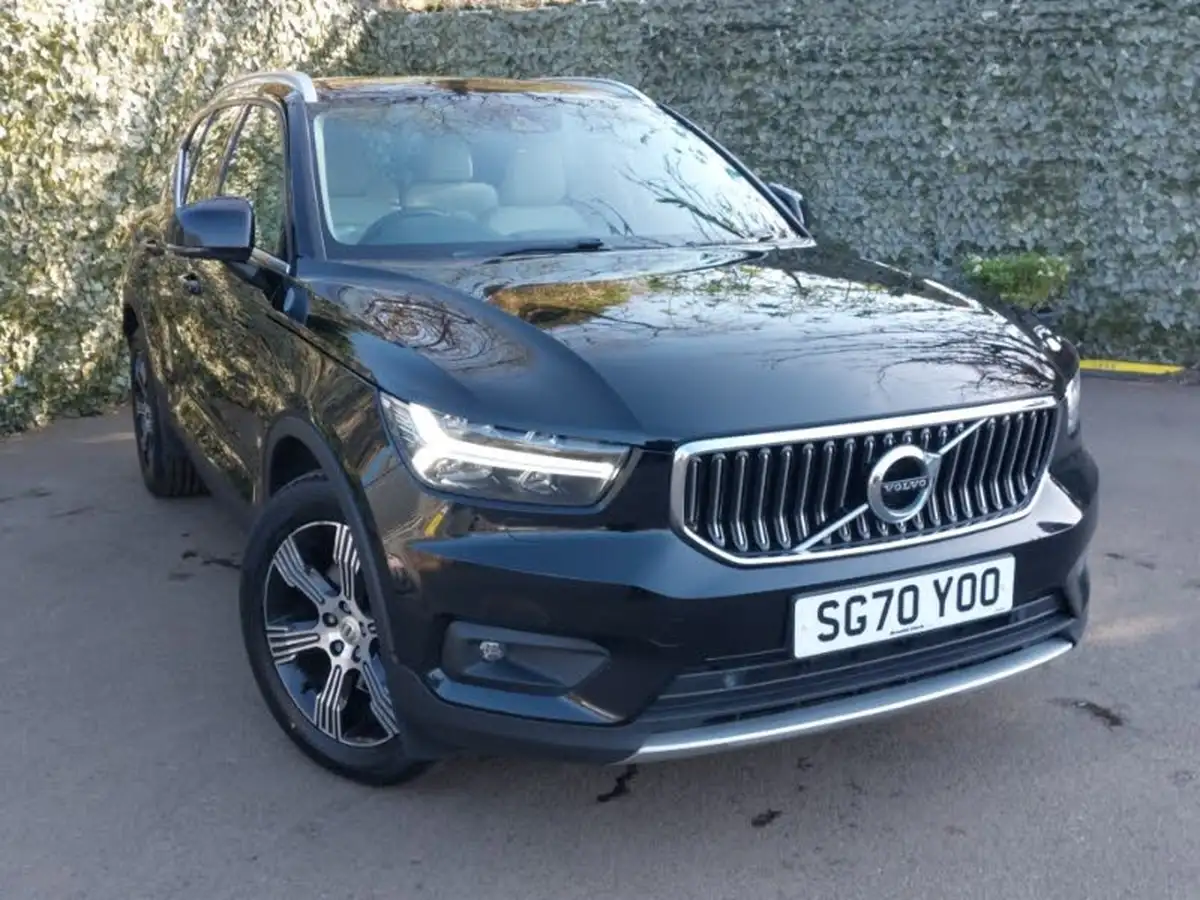 2020-volvo-xc40-20-t4-inscription-awd-big-0