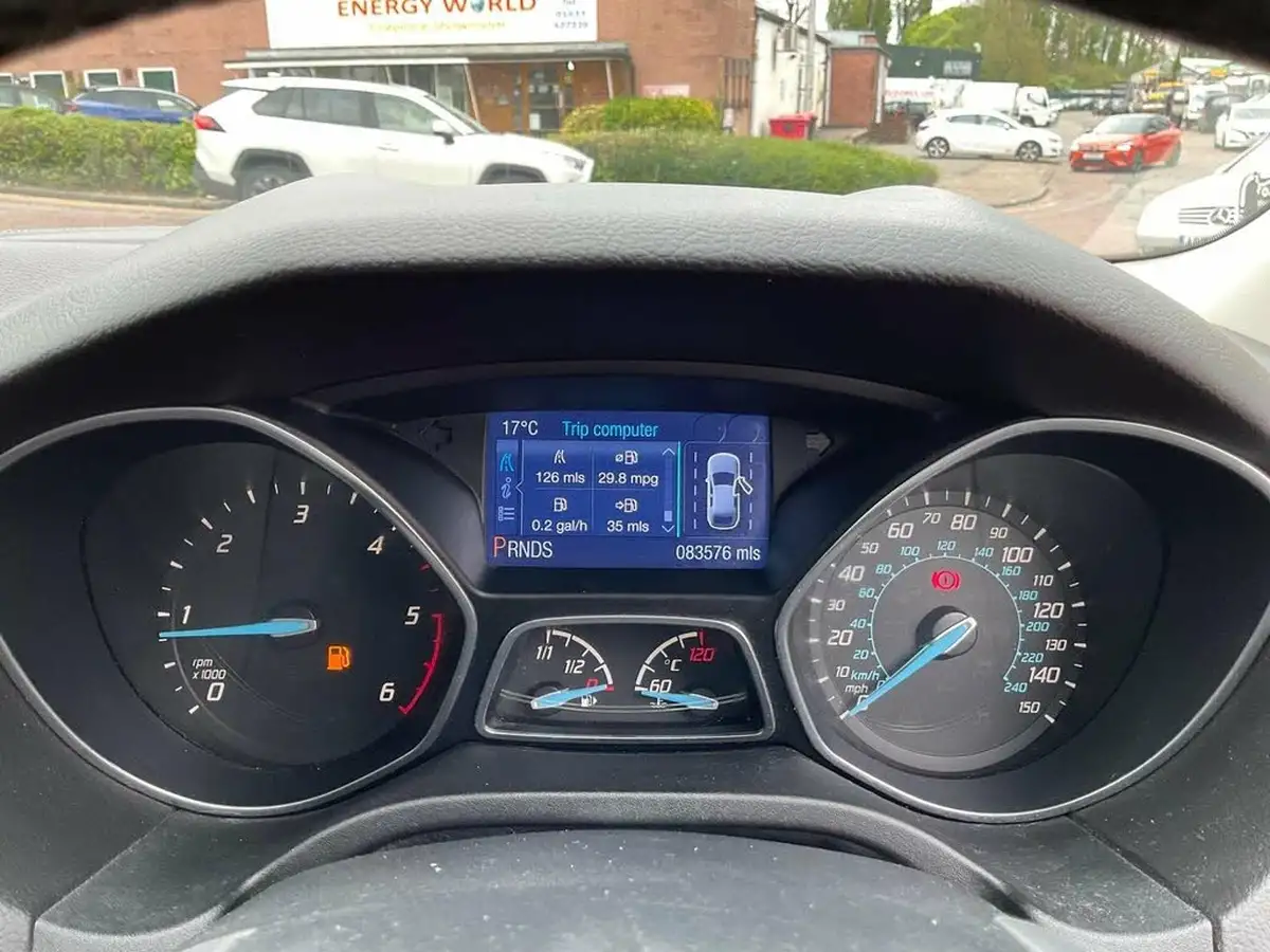2013-ford-focus-20td-titanium-x-estate-powershift-big-18