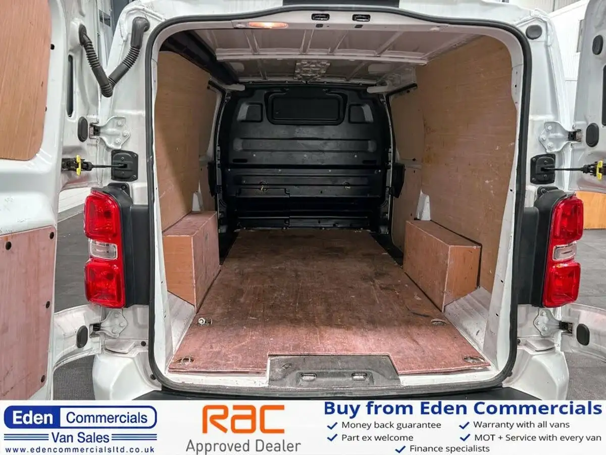 2022-vauxhall-vivaro-15td-2900-l2h1-sportive-big-3