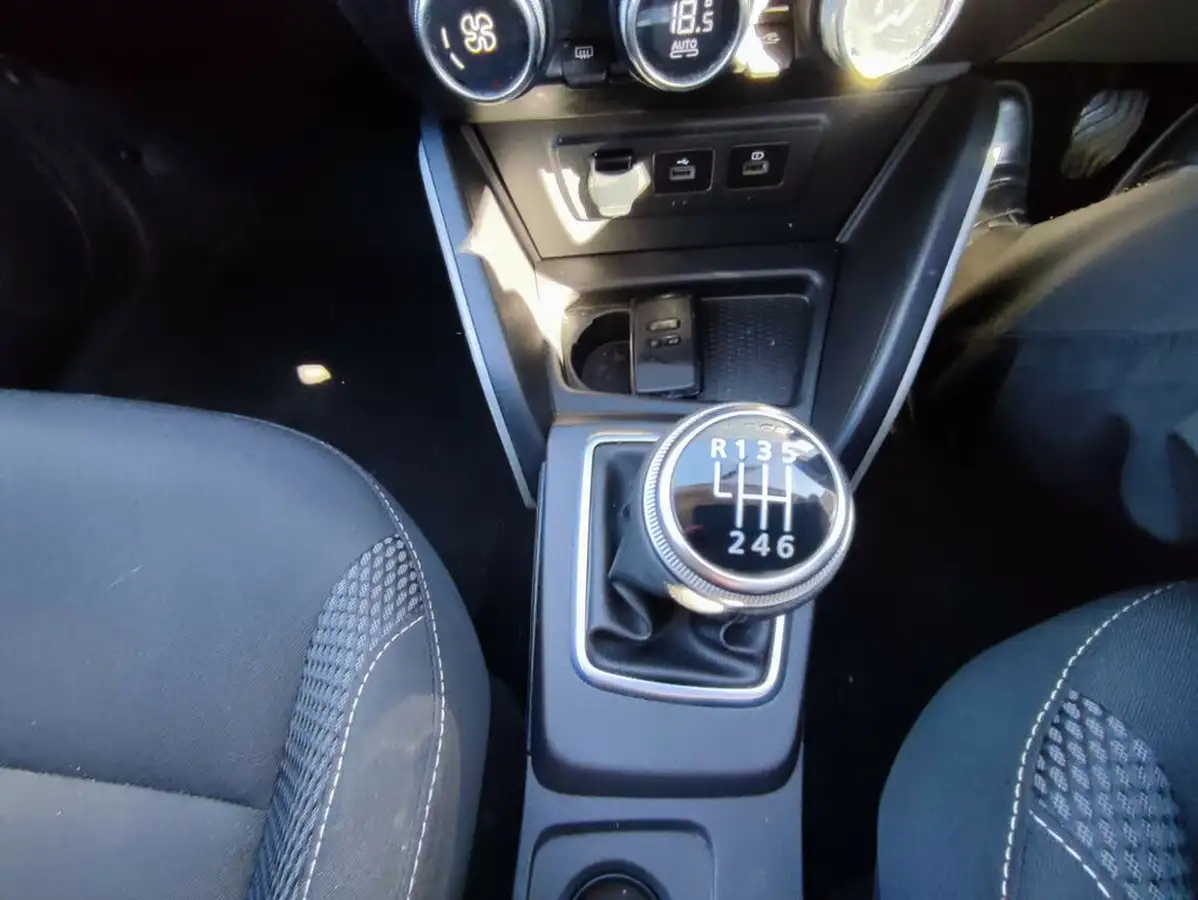 2022-dacia-duster-10-tce-prestige-big-26