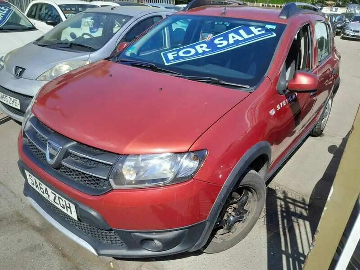 2014-dacia-sandero-stepway-15d-laureate-big-1