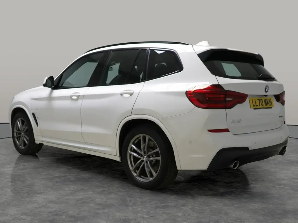 2020-bmw-x3-20-xdrive-30e-m-sport-big-16