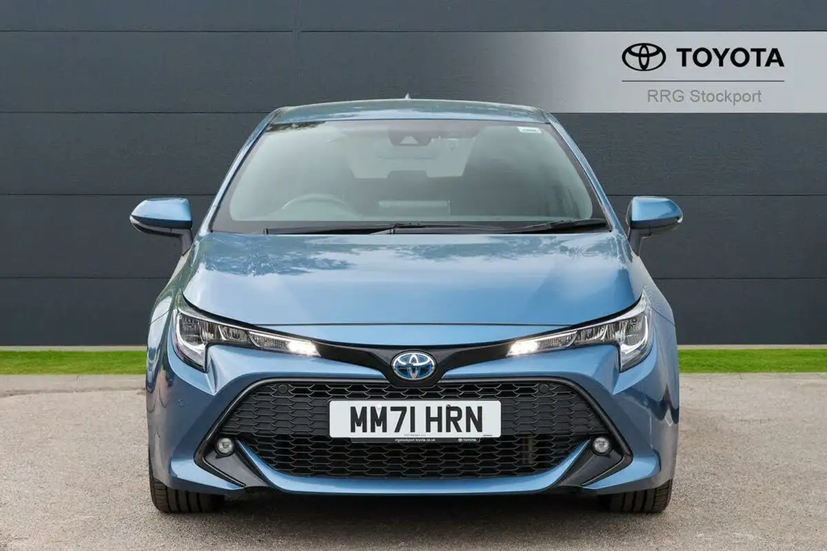 2022-toyota-corolla-18-vvt-i-design-120bhp-trk-hatchback-5d-big-14