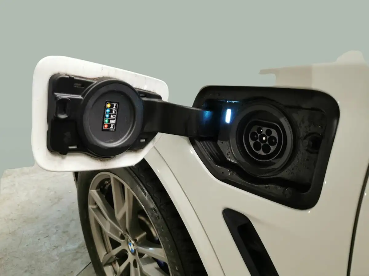 2020-bmw-x3-20-xdrive-30e-m-sport-big-40