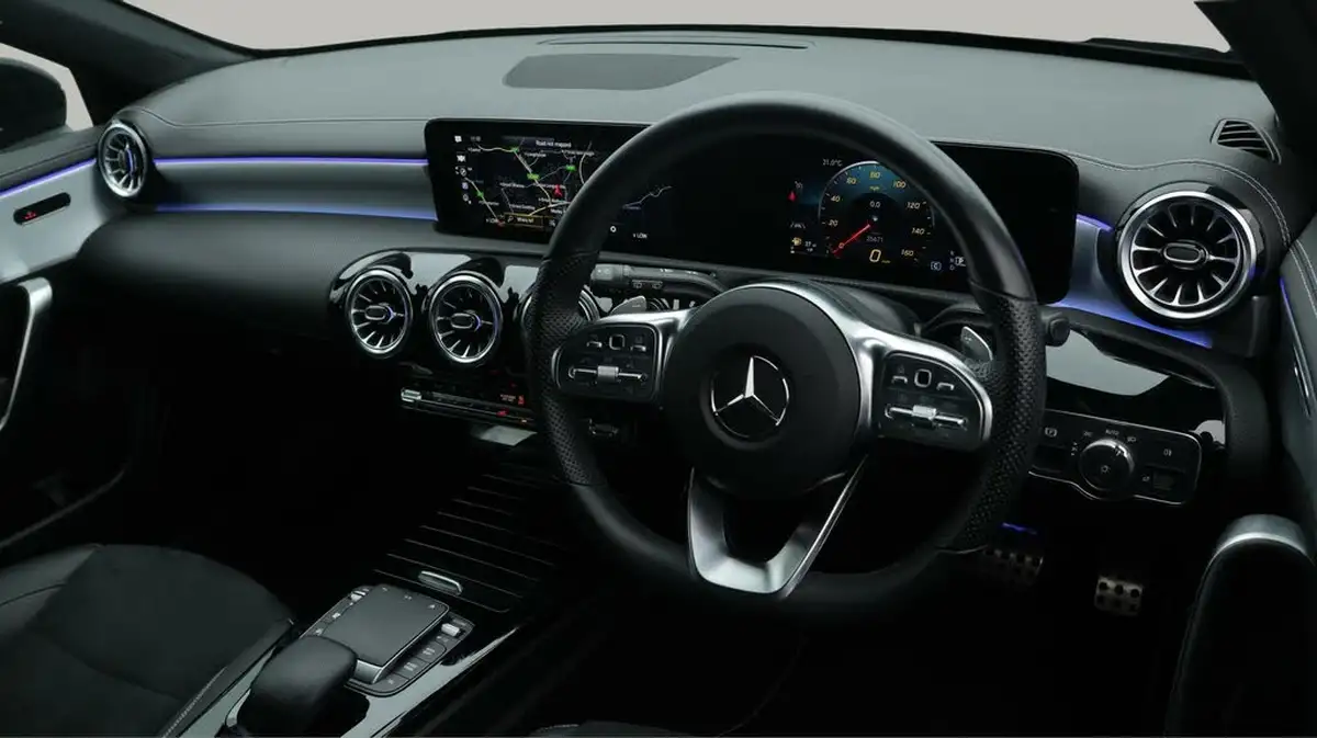 2022-mercedes-benz-a-class-13-a200-amg-line-executive-edition-hatchback-5d-7g-dct-big-9