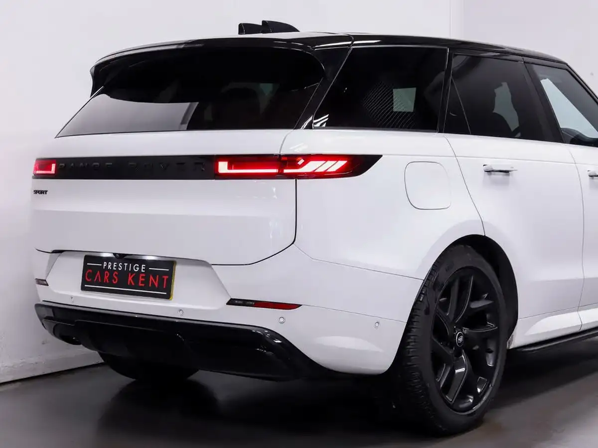 2023-land-rover-range-rover-sport-big-17