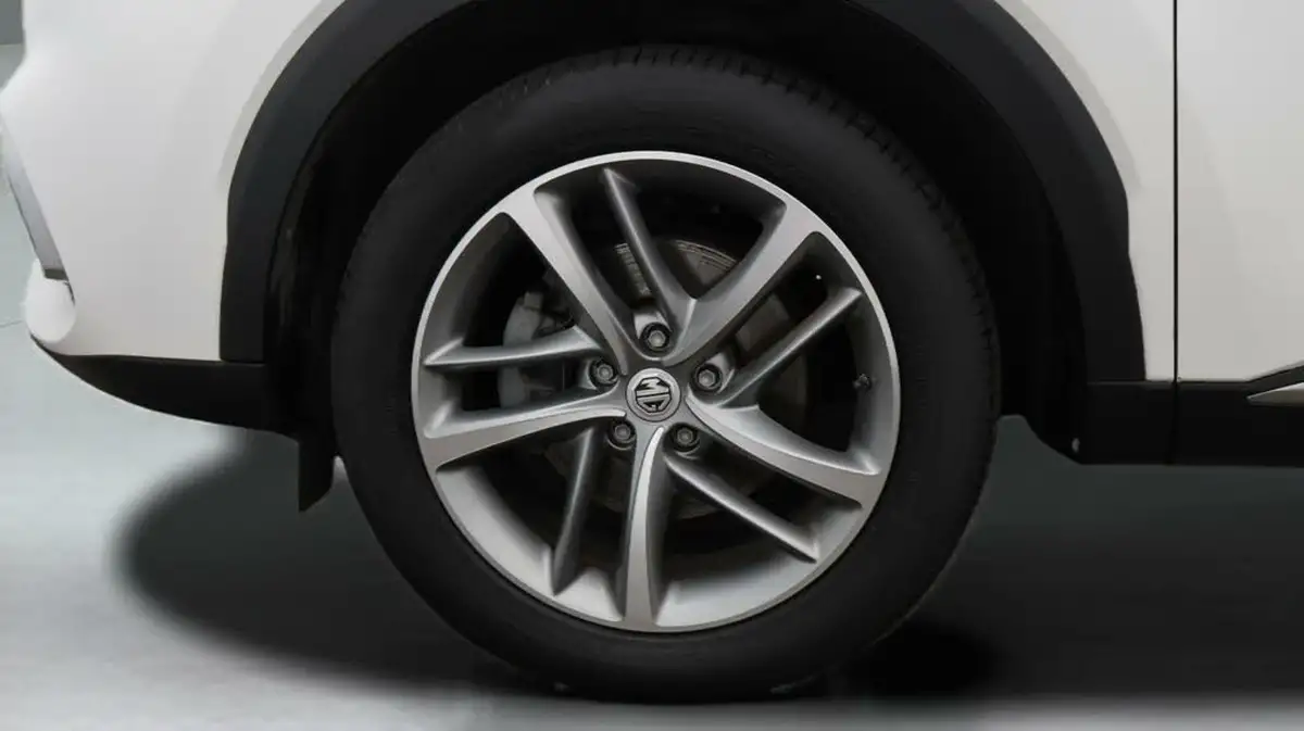 2022-mg-hs-15t-gdi-excite-162ps-dct-big-18