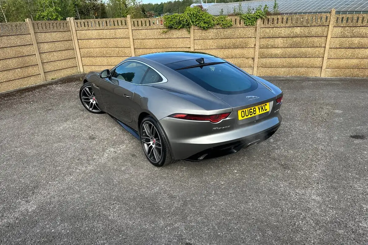 2018-jaguar-f-type-20-i4-r-dynamic-coupe-big-43