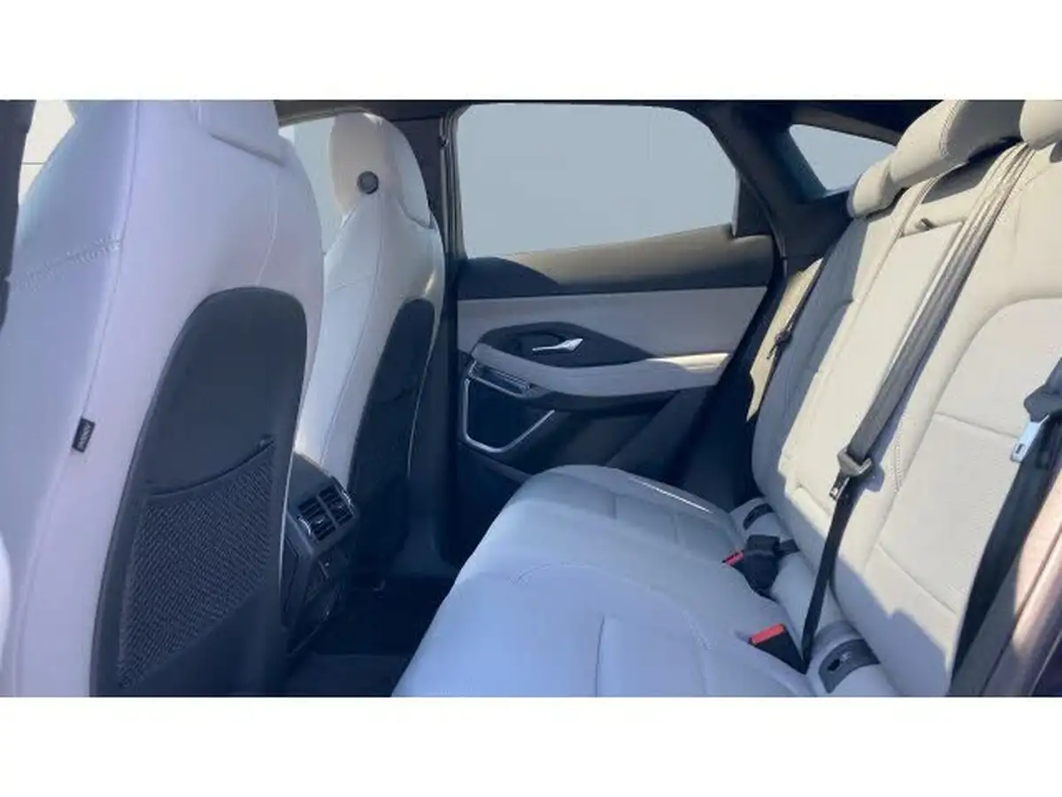 2024-jaguar-e-pace-20-d200-r-dynamic-se-black-big-3