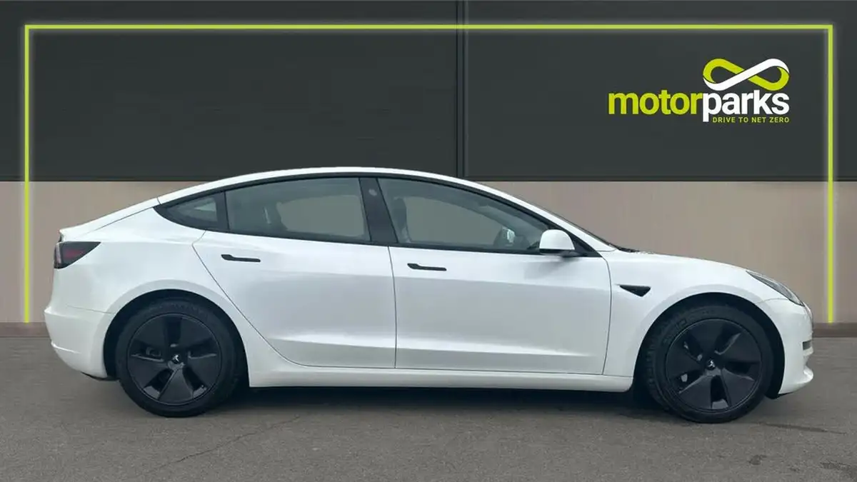 2021-tesla-model-3-e-long-range-4x4-big-1