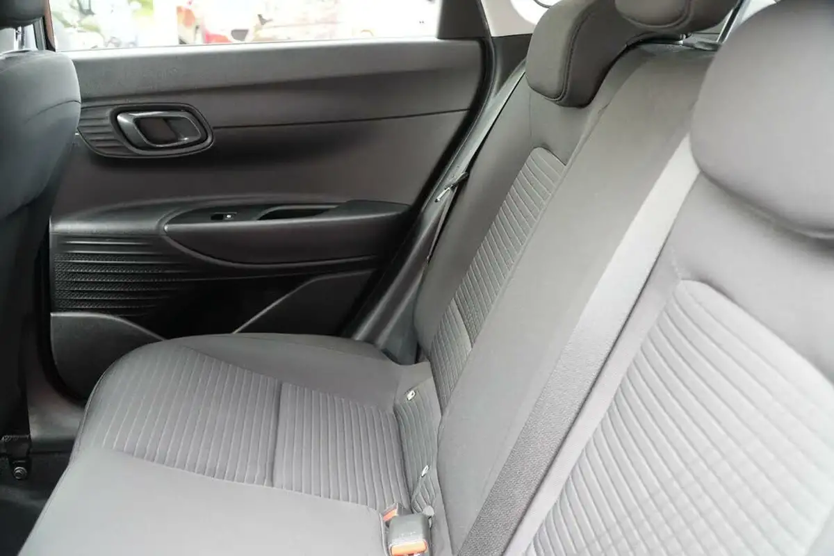 2021-hyundai-i20-10-t-gdi-premium-eclutch-imt-big-34