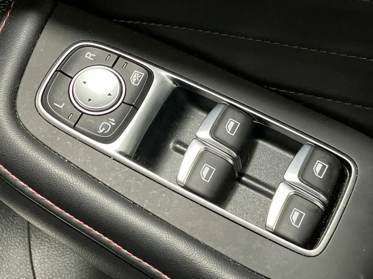 2022-mg-hs-15t-gdi-exclusive-258ps-plug-in-hybrid-auto-big-20