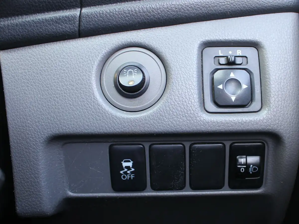 2019-mitsubishi-l200-24di-d-4life-eu6b-double-pickup-big-57