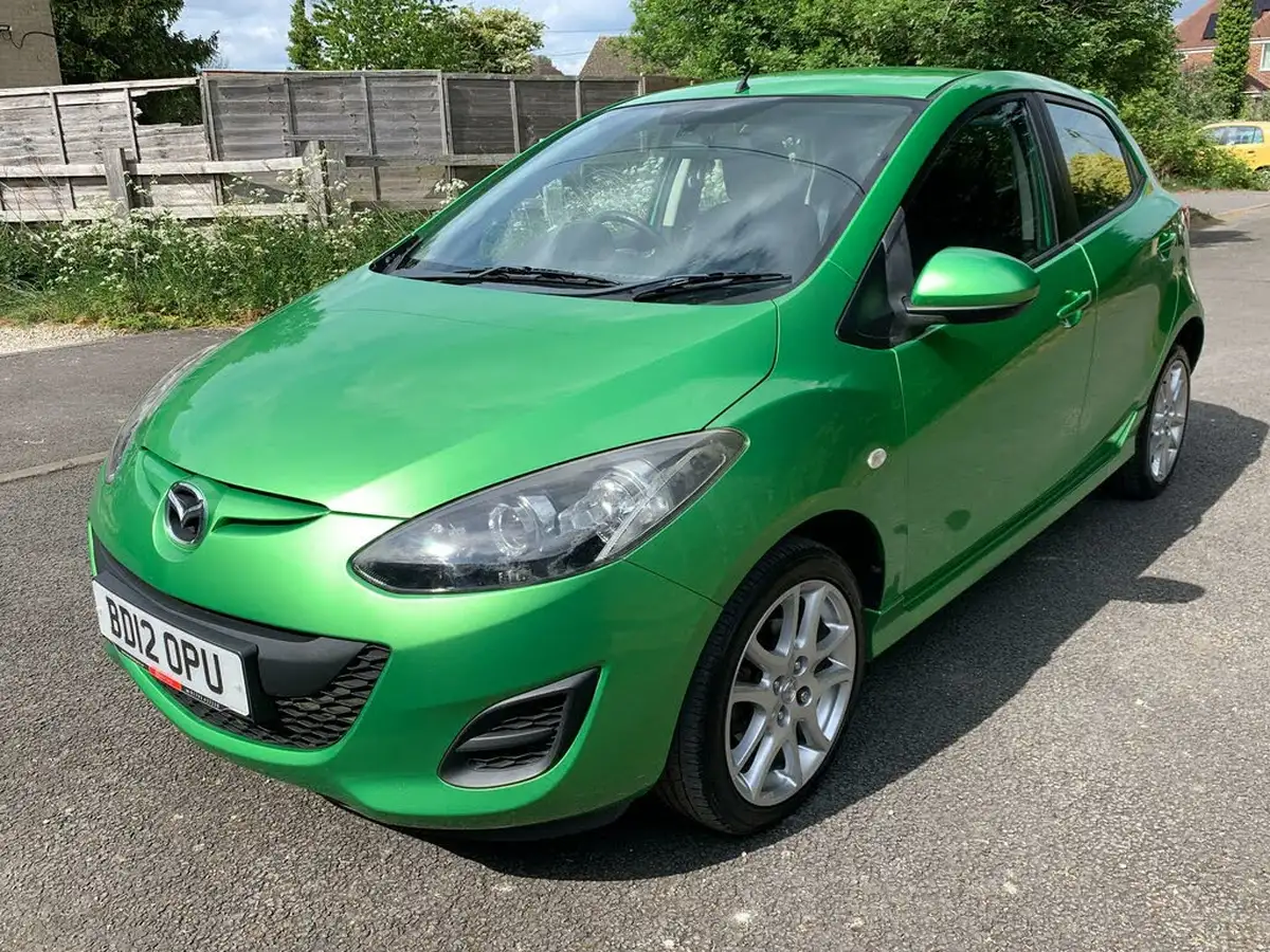 2012-mazda-mazda2-13-tamura-5d-big-2
