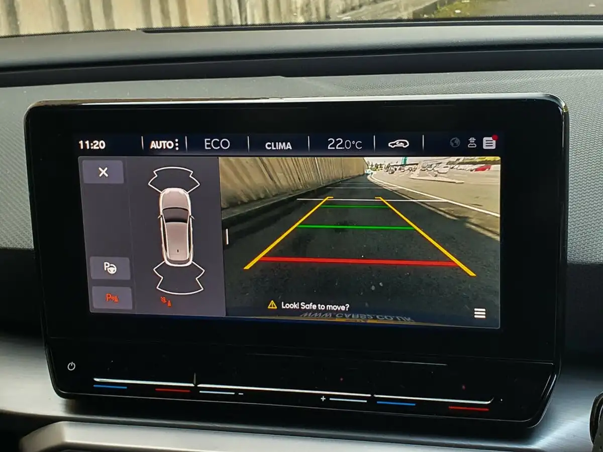 2024-seat-leon-14-e-hybrid-fr-hatchback-big-25