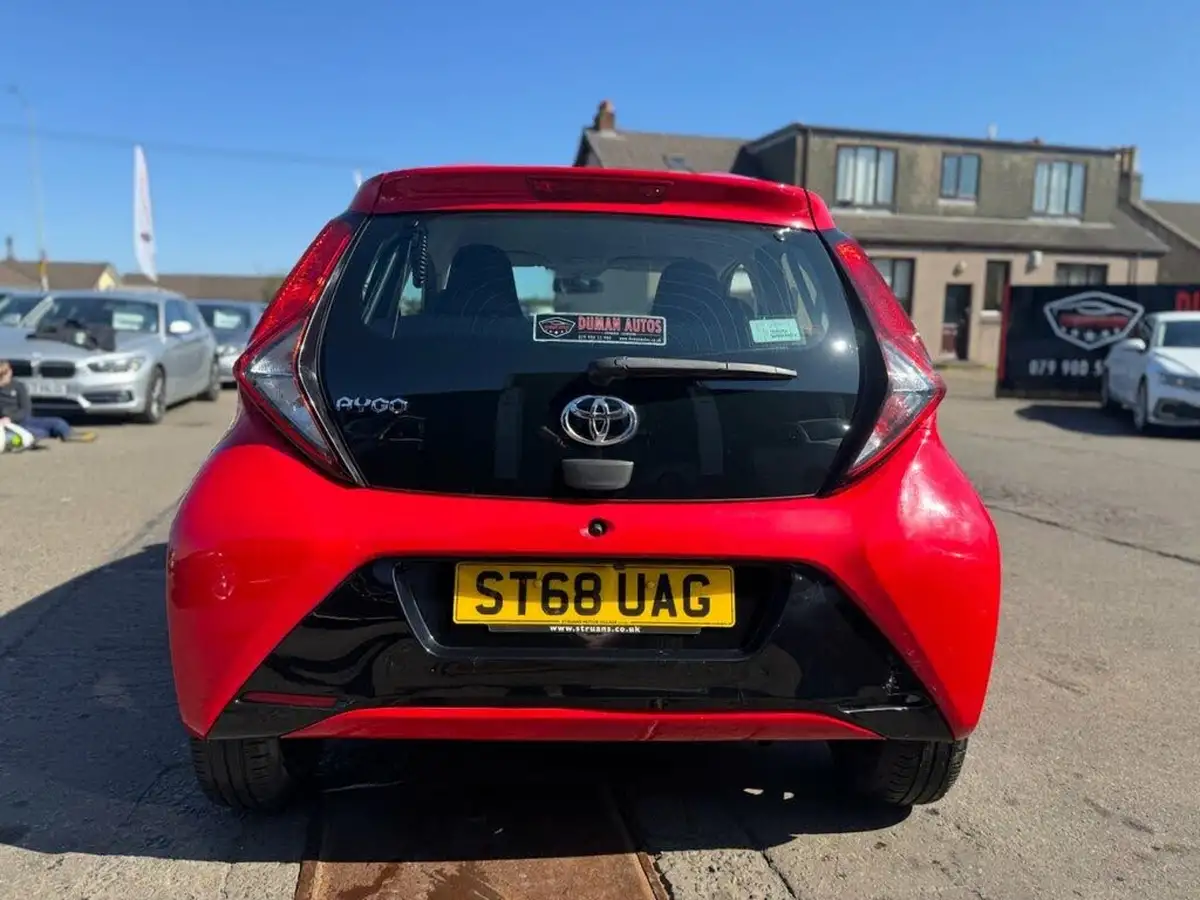 2019-toyota-aygo-10-vvt-i-x-play-tss-x-shift-big-7