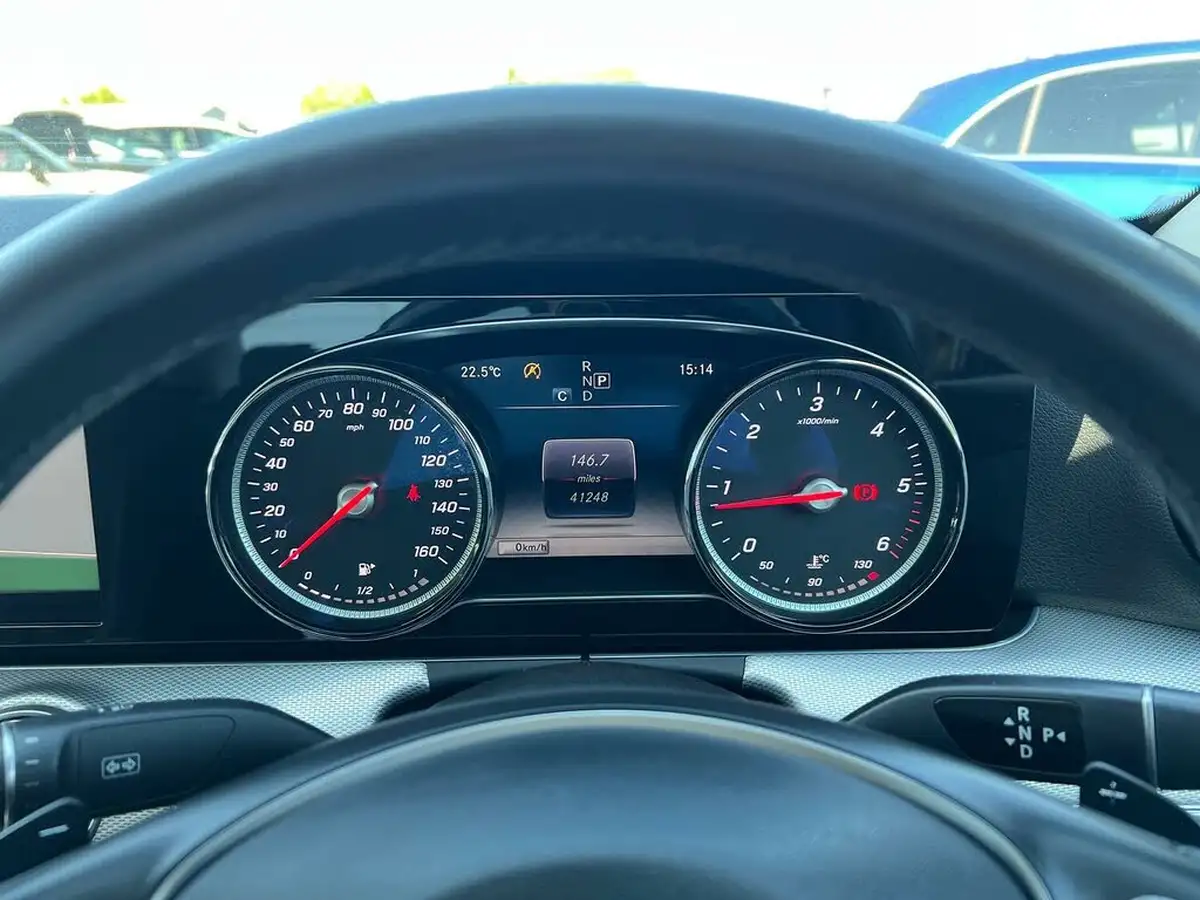 2018-mercedes-benz-e-class-20d-e220d-se-ss-saloon-4d-big-30