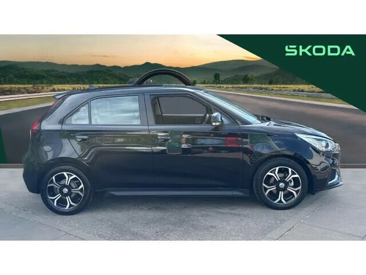 2023-mg-mg3-15-vti-tech-exclusive-nav-big-3