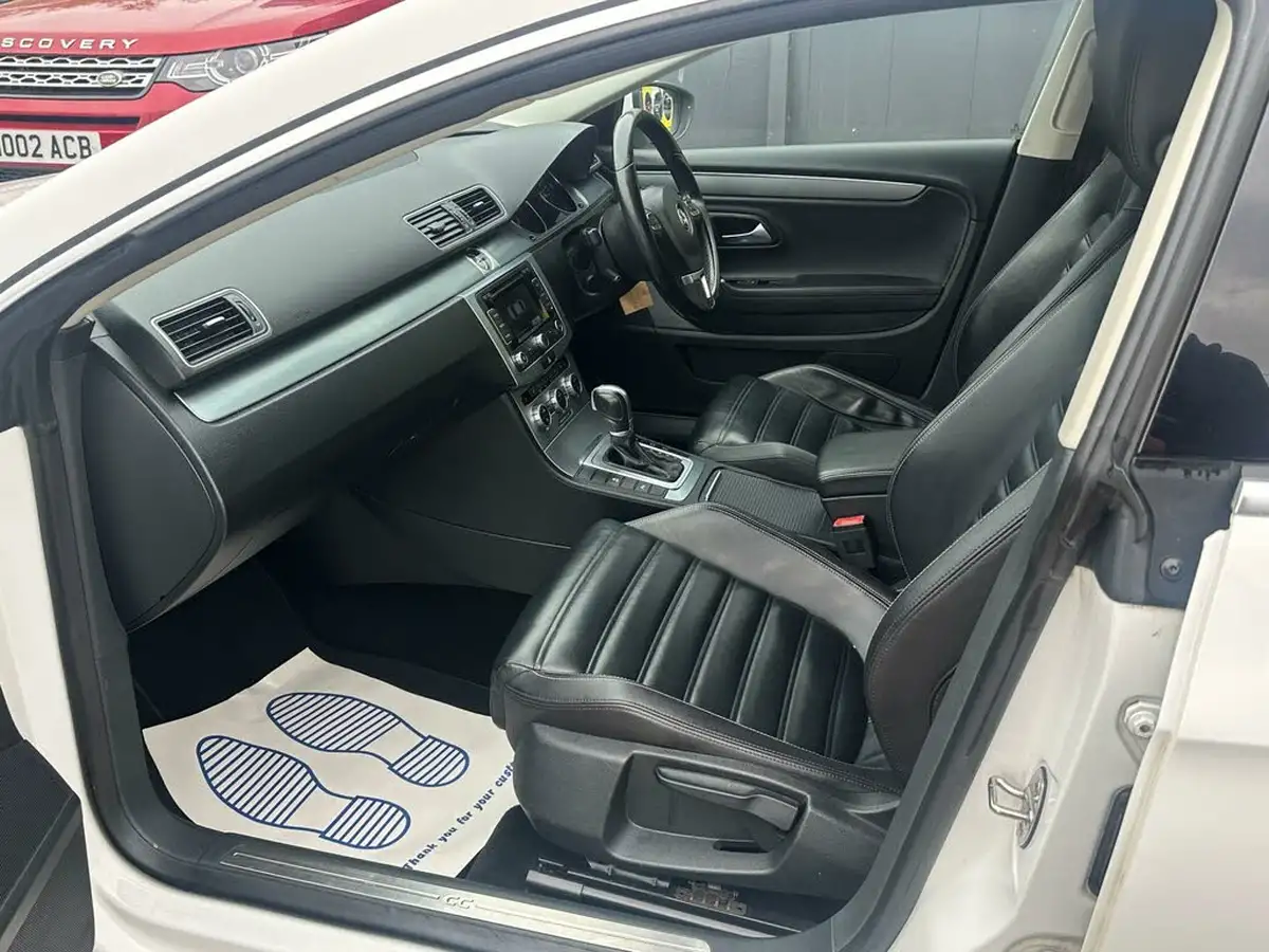 2014-volkswagen-cc-20tdi-gt-bmt-dsg-big-20
