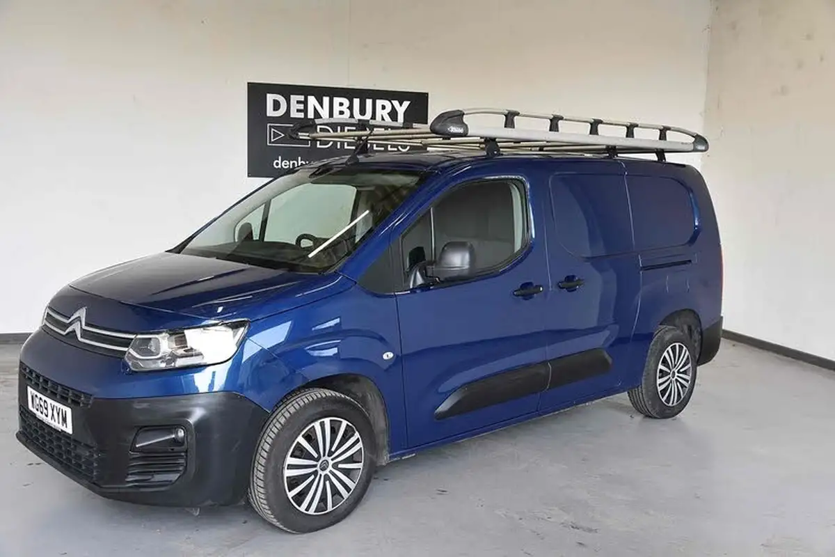 2020-citroen-berlingo-15bluehdi-950-enterprise-100pseu6dt-e-ss-panel-big-17