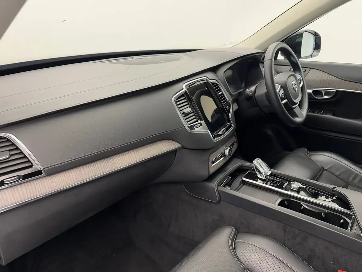 2023-volvo-xc90-20-b5-plus-big-21