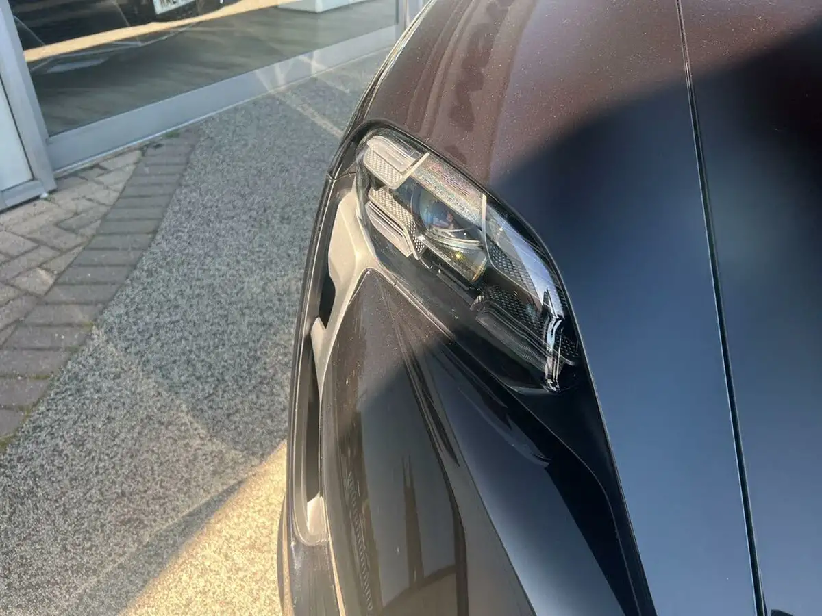 2023-porsche-taycan-e-turbo-big-70