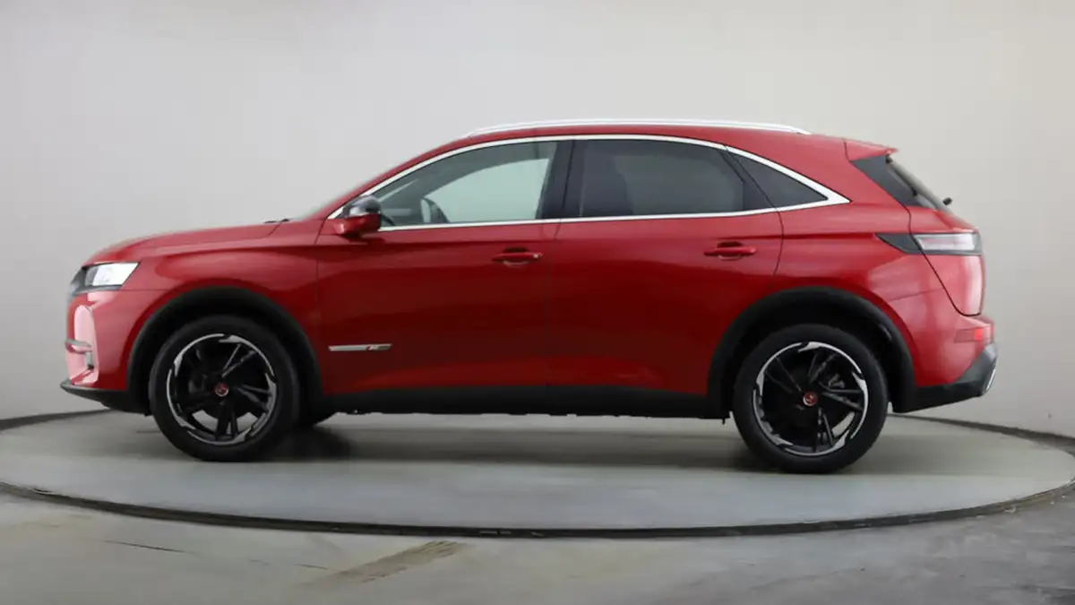 2018-ds-ds-7-crossback-15-bluehdi-performance-line-big-13