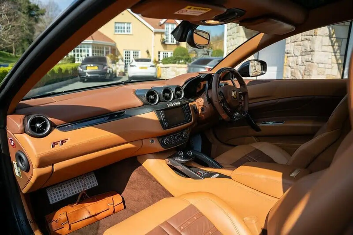 2016-ferrari-ff-63-big-43