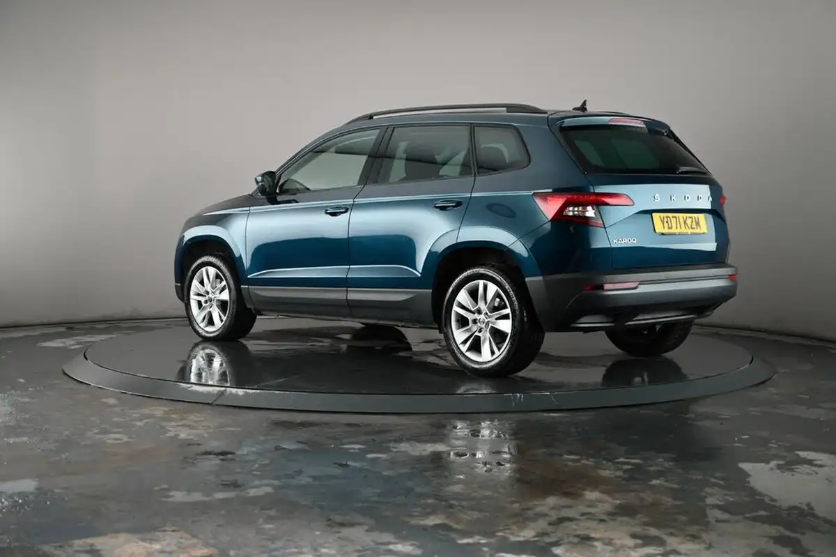 2022-skoda-karoq-15-tsi-se-technology-big-18
