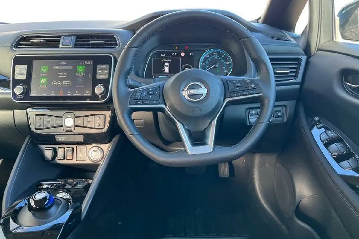 2024-nissan-leaf-e-n-connecta-39kwh-big-10