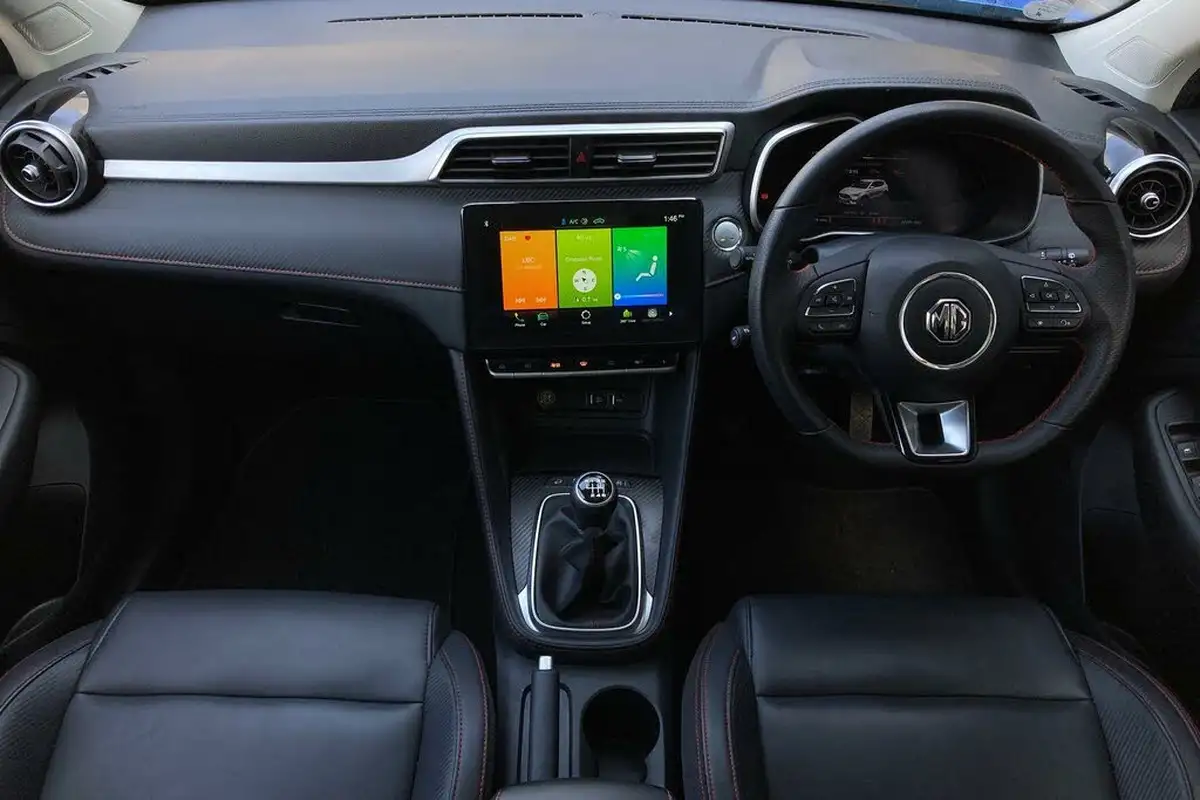 2023-mg-zs-suv-10t-gdi-exclusive-big-12