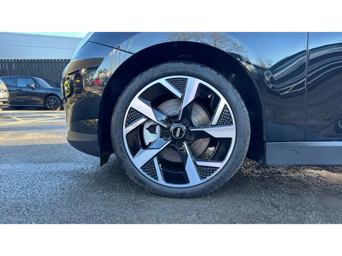 2024-mini-cooper-e-cooper-se-exclusive-big-39