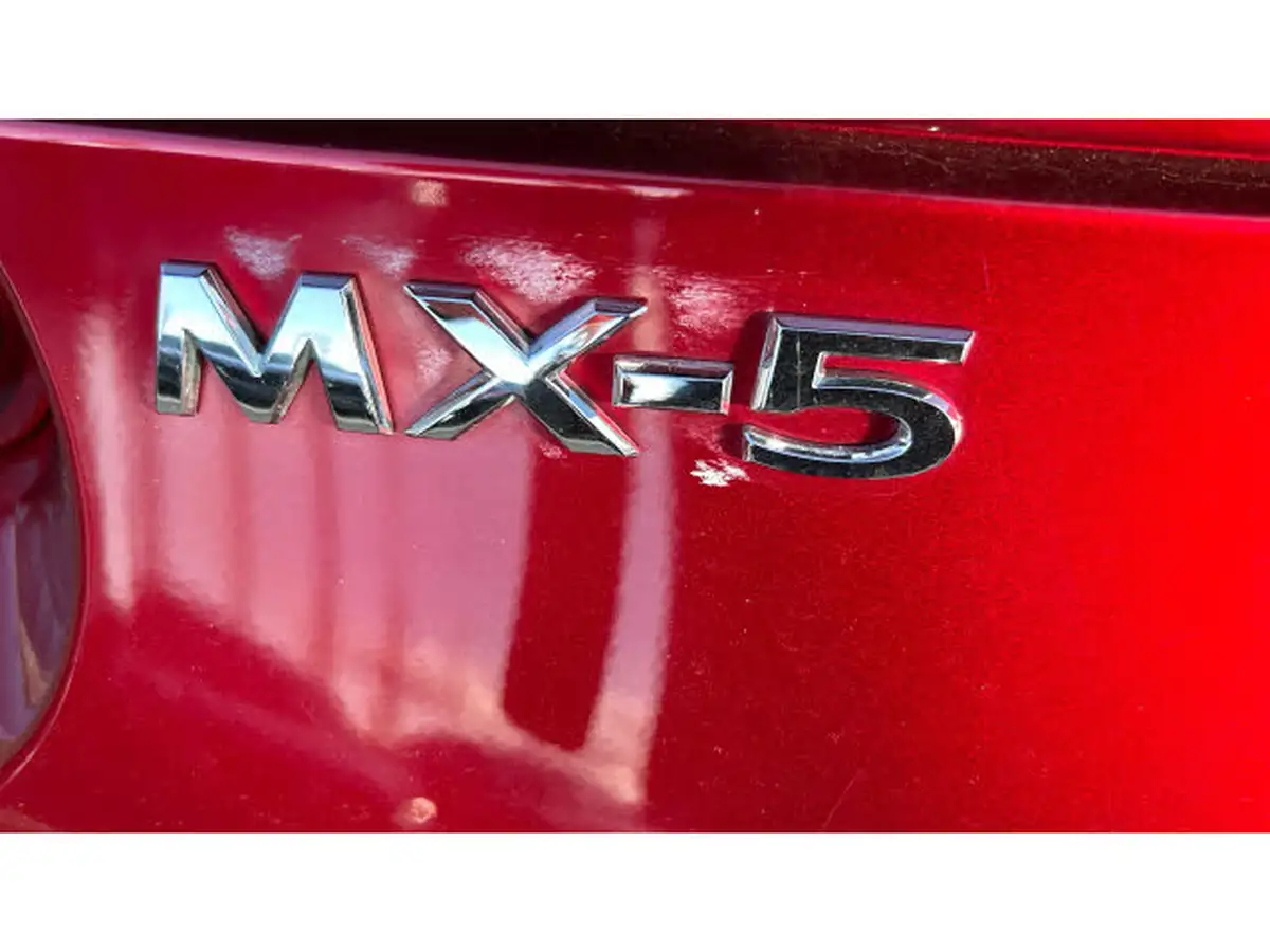 2022-mazda-mx-5-15-sport-convertible-big-24