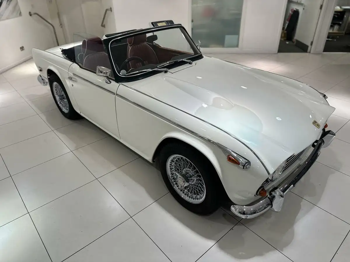 1968-triumph-tr5-convertible-big-33