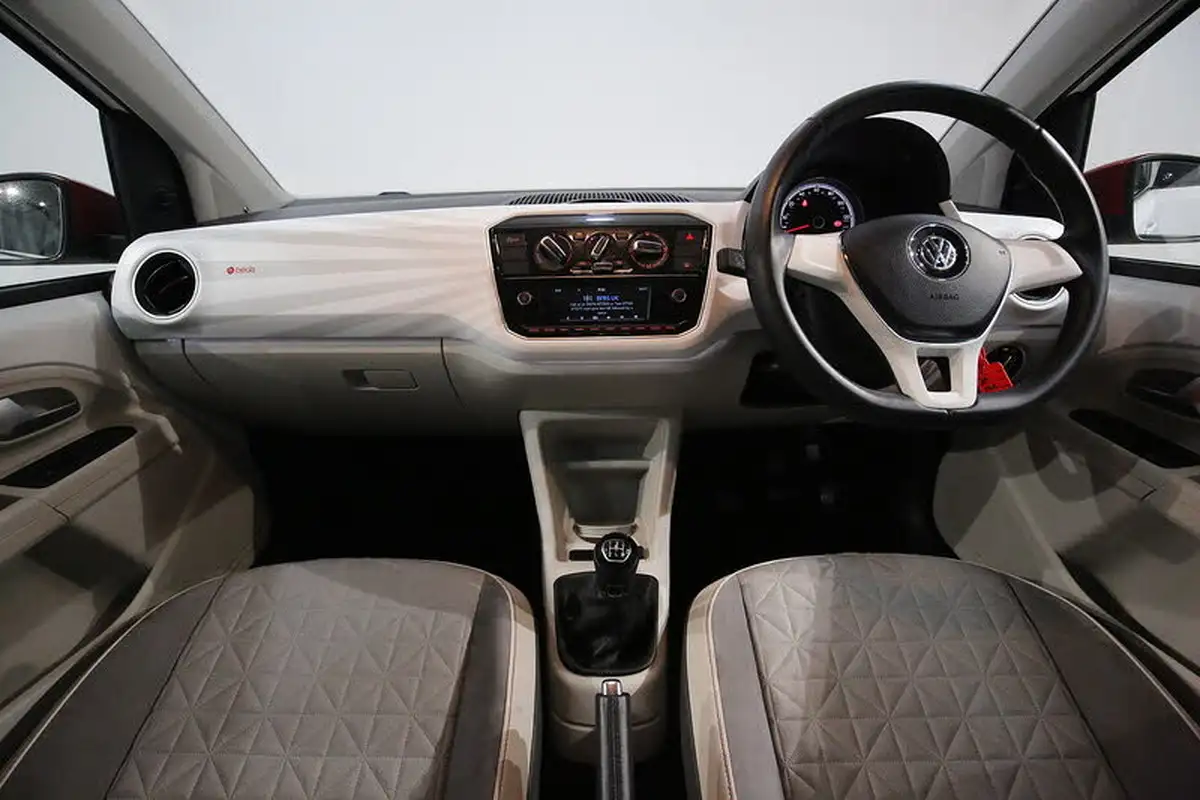 2018-volkswagen-up-10-up-beats-60ps-ss-5d-big-1