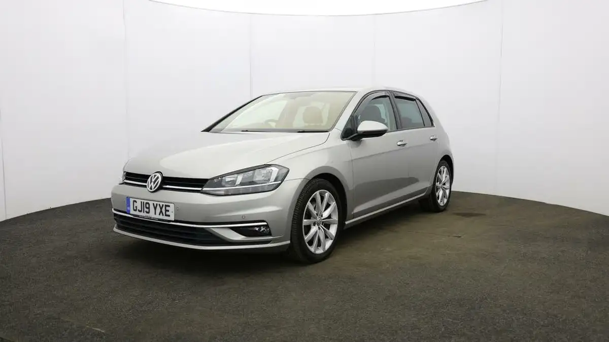 2019-volkswagen-golf-15-tsi-gt-150ps-hatchback-5d-dsg-big-35