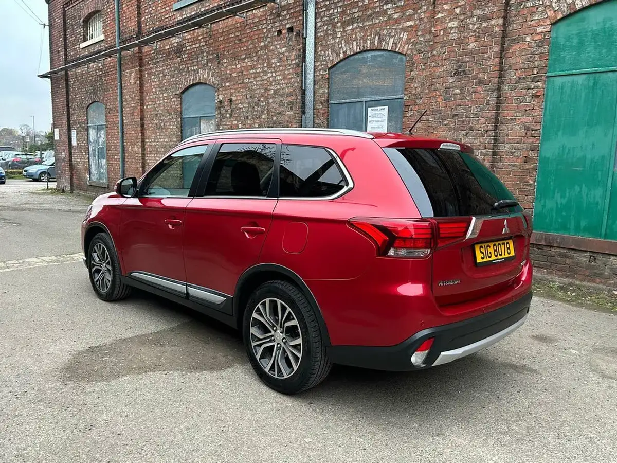 2016-mitsubishi-outlander-22di-d-gx3-7st-auto-big-6