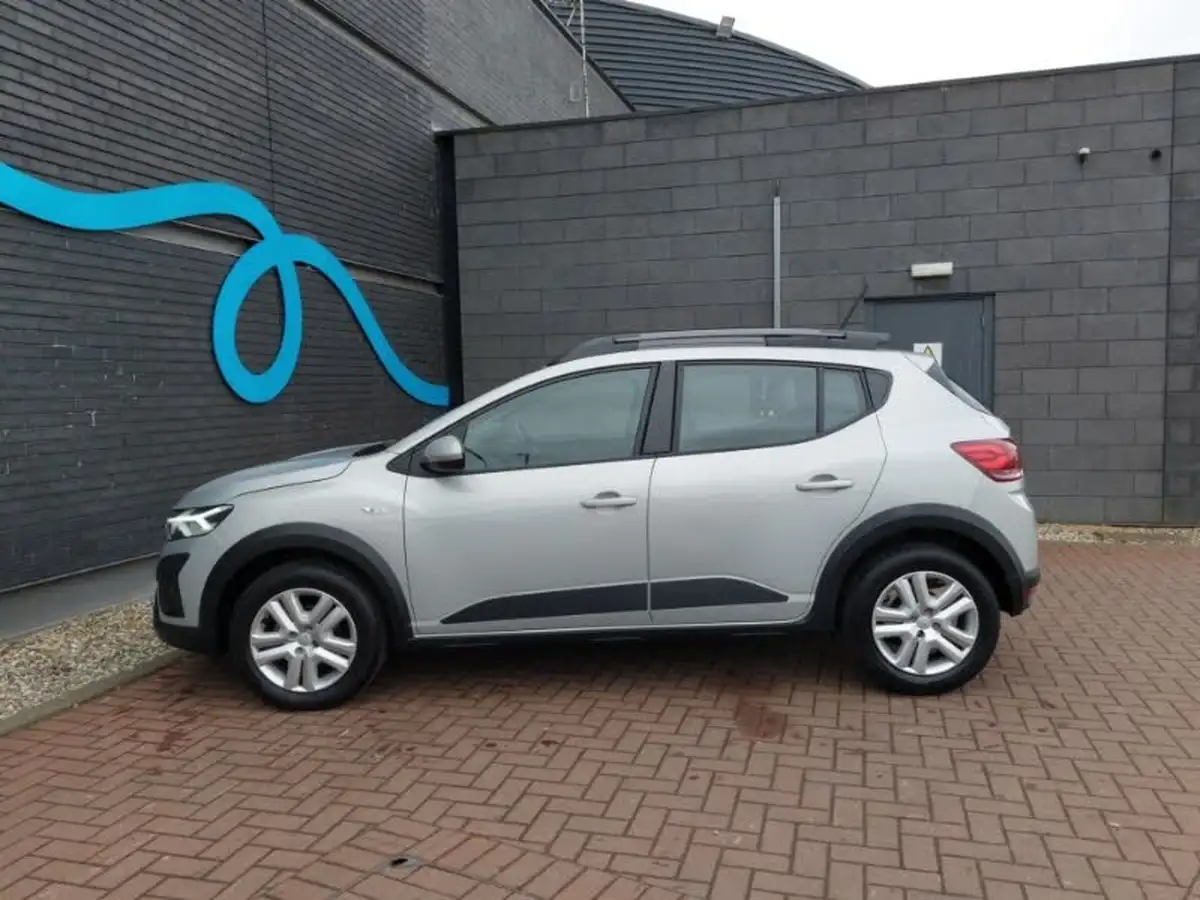 2024-dacia-sandero-stepway-10-tce-expression-90bhp-big-3