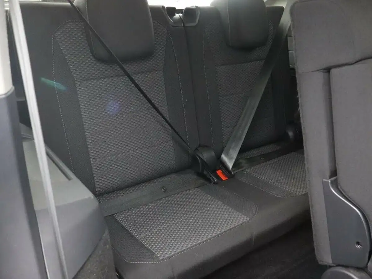2021-volkswagen-tiguan-allspace-20tdi-match-dsg-big-32