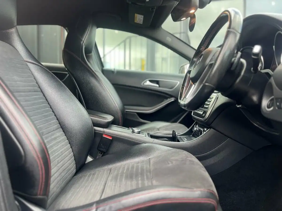 2015-mercedes-benz-gla-class-21cdi-amg-line-168bhp-4matic-big-6